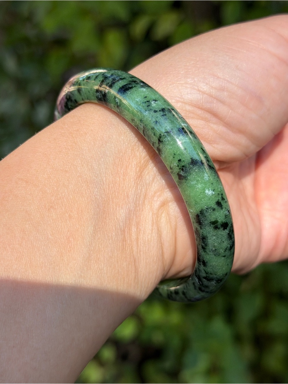 Green and Pink Gemstone Bangle Bracelet - Palo - Picture 5 of 7